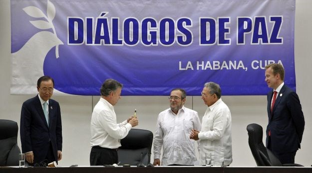 Povijesni sporazum: Nakon 50 godina Kolumbija i gerilska skupina FARC potpisali primirje